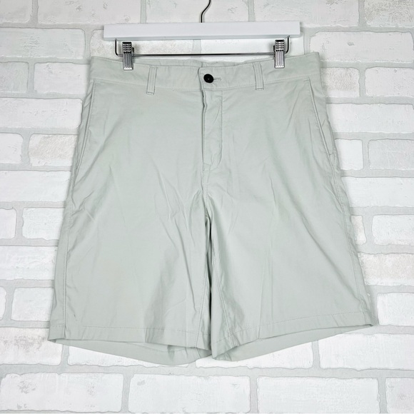 North Face Shorts‎ Mens 32 Gray Nylon Lightweight 10" Inseam Adult Hike Trek - Picture 1 of 13